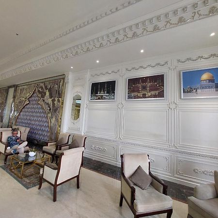 Grand Qin Hotel Banjarbaru Exterior foto